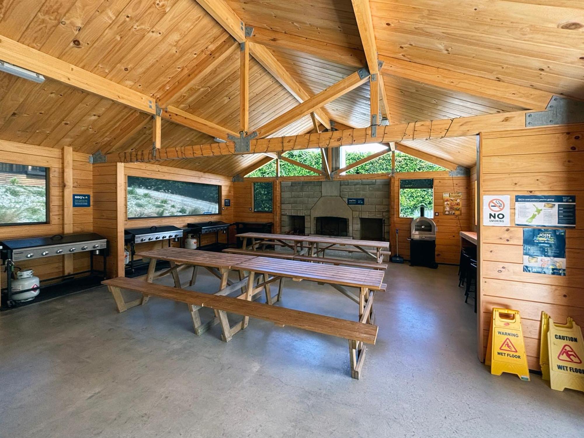 Kingston Top 10 Holiday Park Exterior photo